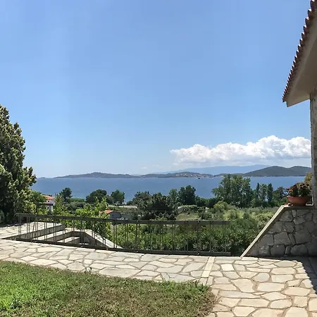 Alba Chiara Вилла *