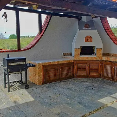 Alba Chiara Уранополис